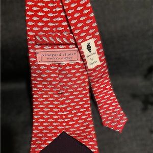 Vineyard Vines tie
